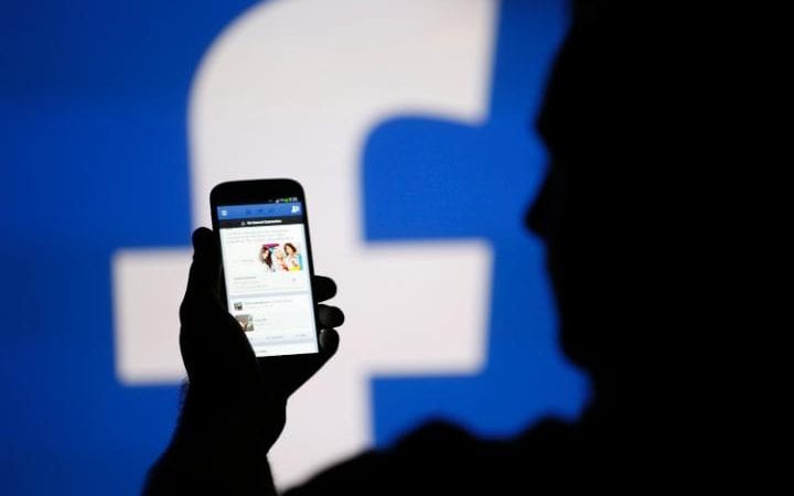 How to Catch Someone Cheating on Facebook