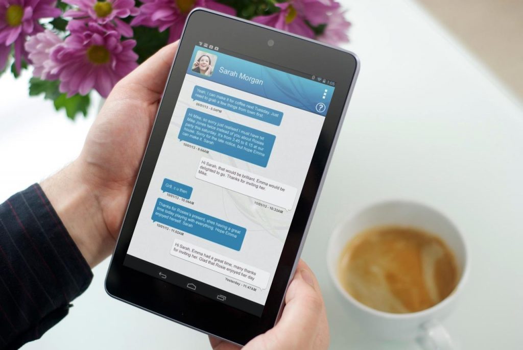 How to hack someone's phone message for free